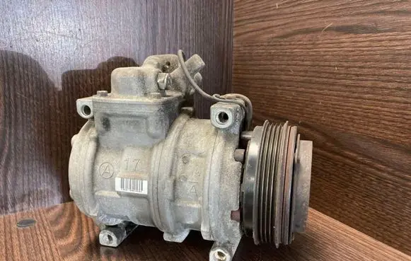 Iveco Daily 35 - 40.10 Air conditioning (A/C) compressor (pump) 4472207851