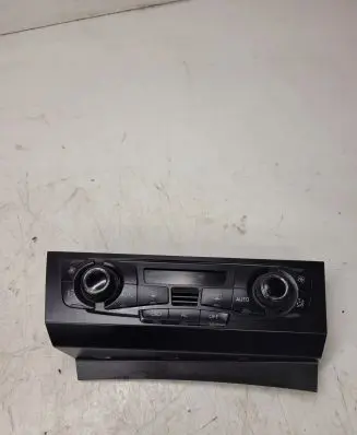 Audi A5 8T 8F Climate control unit 8T2820043AF