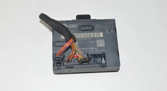 Audi A4 S4 B8 8K Door control unit/module 8K0959795C