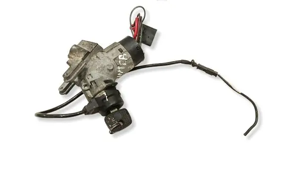 Mercedes-Benz Sprinter W901 W902 W903 W904 Ignition lock A9014600104