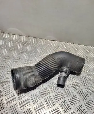 Skoda Octavia Mk2 (1Z) Air intake hose/pipe 1J0129684
