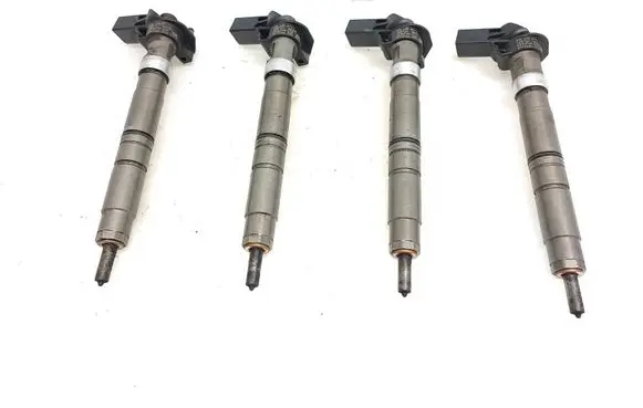 Volkswagen Transporter - Caravelle T5 Fuel injectors set 03L130277C 100714 0445116035