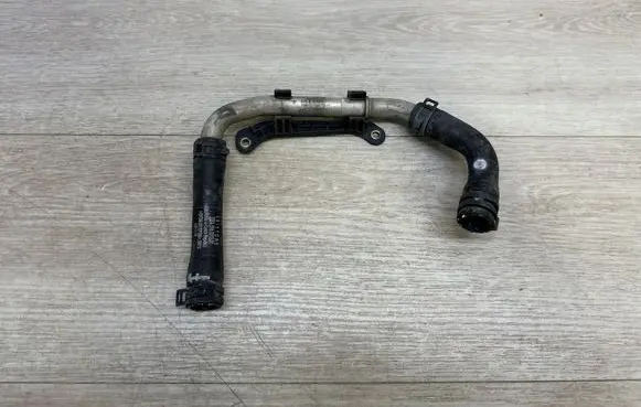 Porsche Panamera (971) Engine coolant pipe/hose 971819334