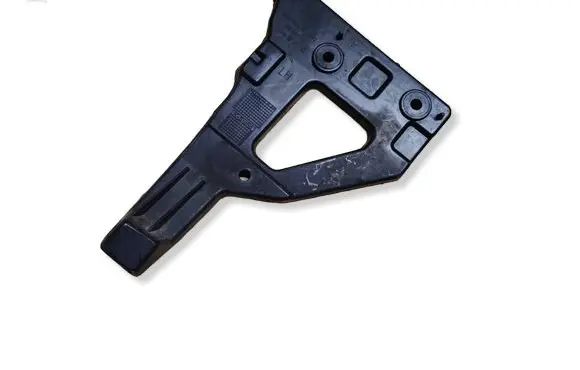 Audi A6 S6 C6 4F Front bumper mounting bracket 4F0807227 13672