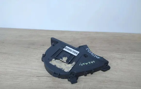 Ford Focus Timing belt guard (cover) 9651560180