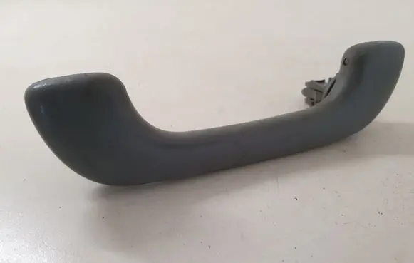 Opel Vivaro Front interior roof grab handle 8200000099