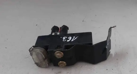 Volkswagen PASSAT B5 Coolant fan relay 357919506A 898719000