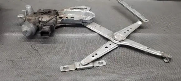 Opel Corsa C Front window lifting mechanism without motor 24466598