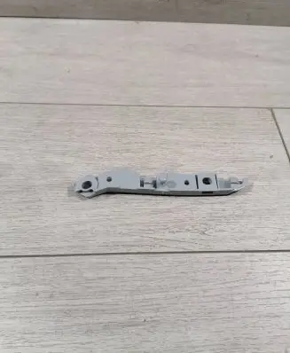 Mercedes-Benz E W213 Front bumper mounting bracket A2138850521