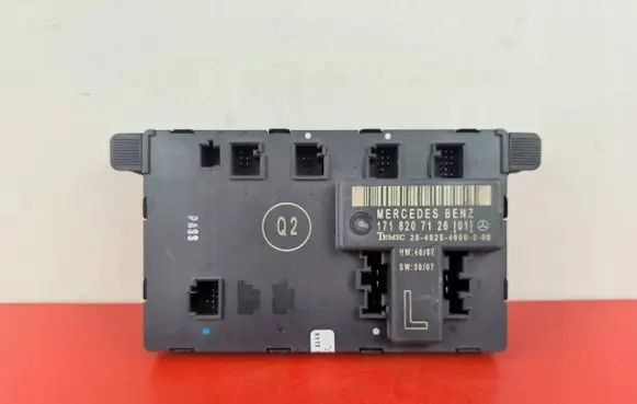 Mercedes-Benz SLK R171 Door control unit/module A1718207126
