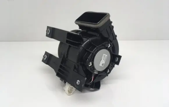 Toyota C-HR I Hybrid/electric vehicle battery fan G923047080