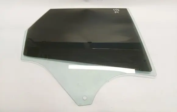 BMW 2 Active Tourer U06 Front door window/glass (coupe) BMWU06Szy870729
