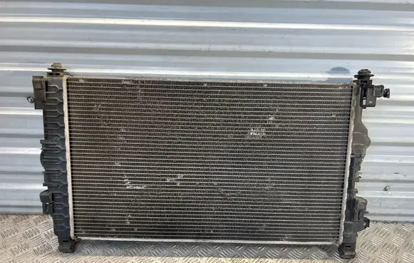 Opel Astra J Coolant radiator