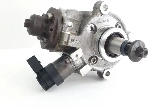 Mercedes-Benz Sprinter W907 W910 Fuel injection high pressure pump A6540704301 0445010736