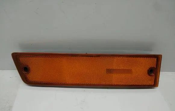 Ford Probe Front bumper turn signal 2M936876