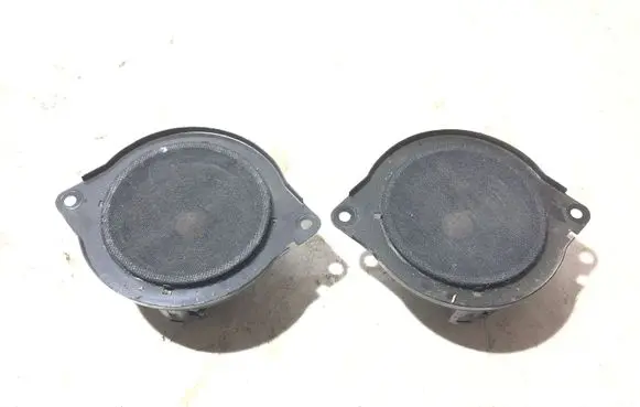 Chrysler Town u0026 Country V Panel speaker 05059062AB