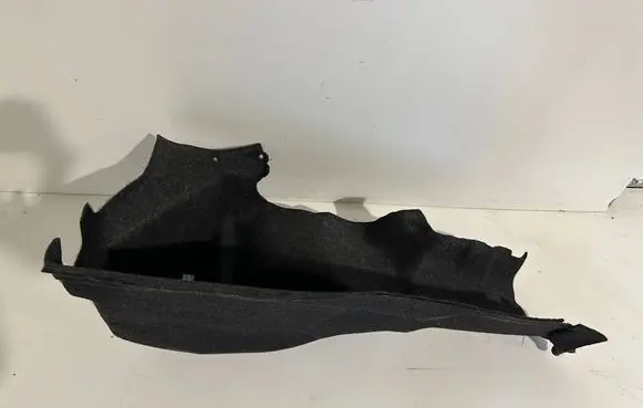 Ford Mustang VI Trunk/boot lower side trim panel JR3Z7645423 JR3Z7645423AA