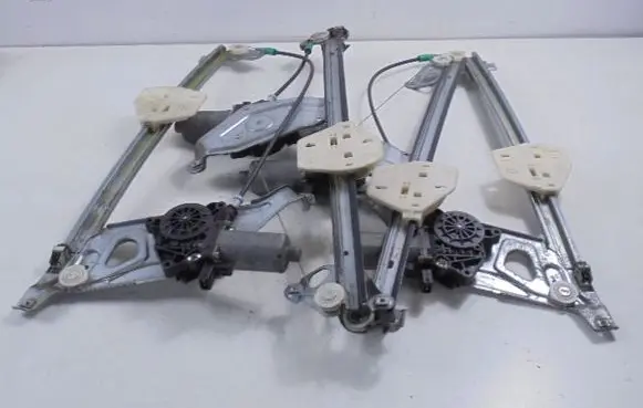 Renault Espace III Front door window regulator with motor 0130821631