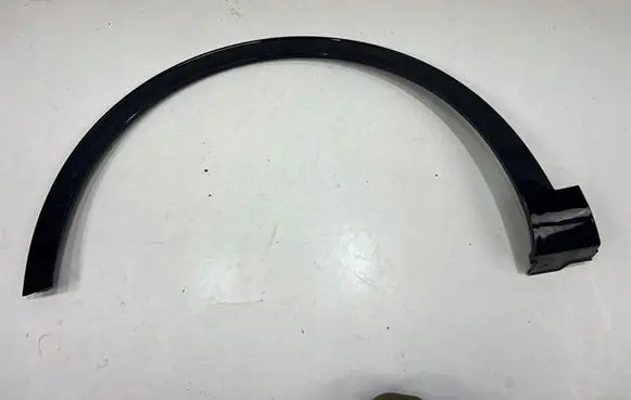Ford Fiesta Front arch trim 