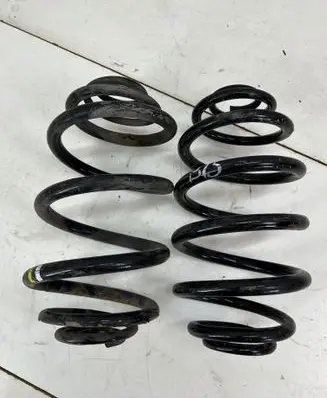 Opel Vivaro Rear coil spring