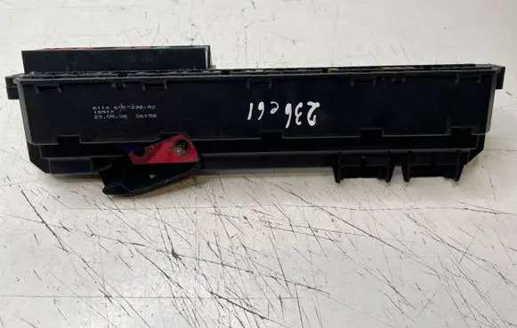 BMW 5 E60 E61 Fuse module 6957330