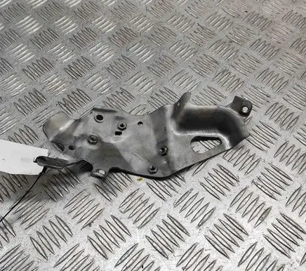 Other engine bay part