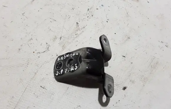 Nissan Qashqai Front door upper hinge 824214EA0A