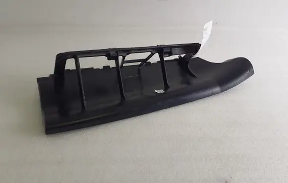 Ford Mustang Mach-E Air intake duct part LJ8B18D395AB
