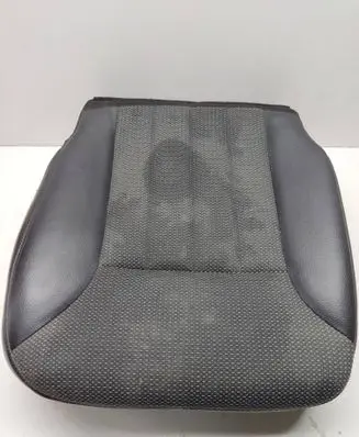 Mercedes-Benz ML W164 Driver seat console base 397868003 11006098F 82148185