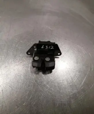 Fiat Croma Tailgate/trunk/boot lock/catch/latch 65006801