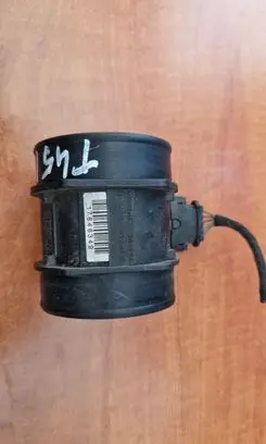 Opel Zafira B Mass air flow meter 24404016