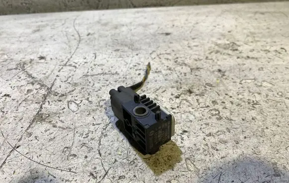 Ford Mondeo MK IV Airbag deployment crash/impact sensor 3M5T14B006AD 403916 200907