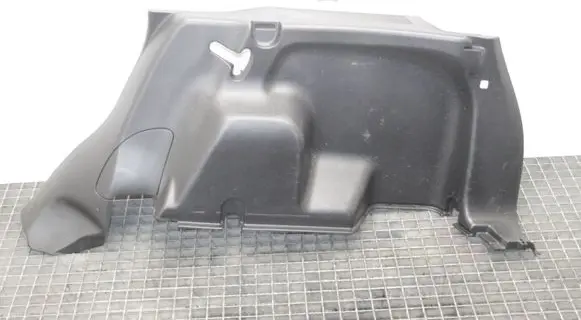 Land Rover Freelander 2 - LR2 Trunk/boot side trim panel