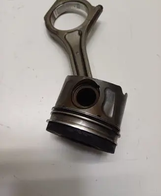 Land Rover Range Rover Velar Piston with connecting rod H268X