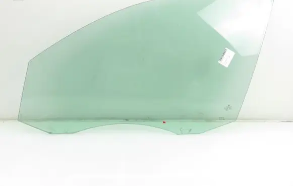 Volkswagen Tiguan Front door window glass four-door