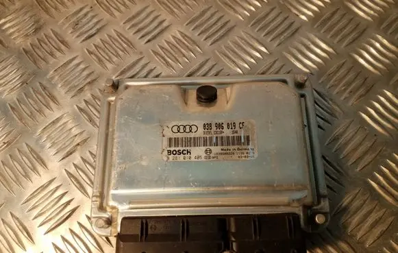 Audi A6 S6 C5 4B Engine control unit/module ECU 038906019CF EDC15P