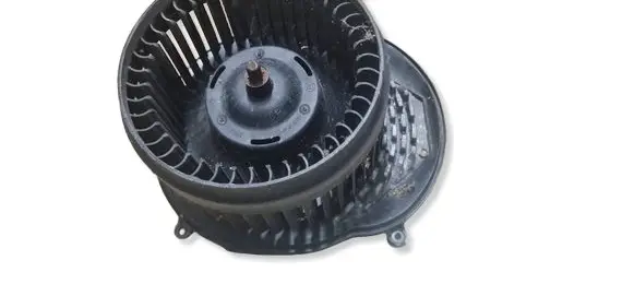 Volvo V70 Heater fan/blower 86577