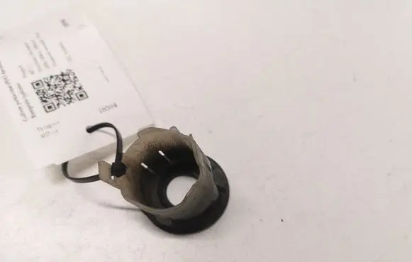 Peugeot 407 Rear parking sensor holder (PDC) 9647545477