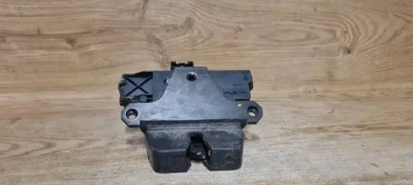 Volvo V50 Tailgate/trunk/boot lock/catch/latch 4N51A442A66AK