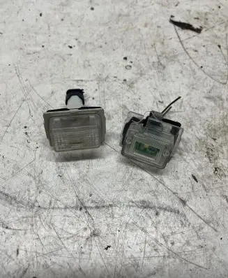 Mercedes-Benz C W204 Number plate light