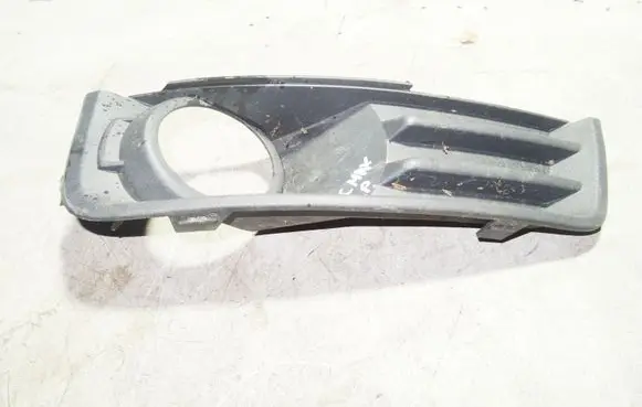 Ford Focus C-MAX Front fog light trim/grill 3M51R19952AD