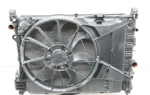 Chevrolet Tracker Coolant radiator