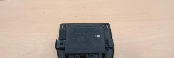 Mercedes-Benz E W210 Immobilizer control unit/module 2108203226 5WK4688 E00360130