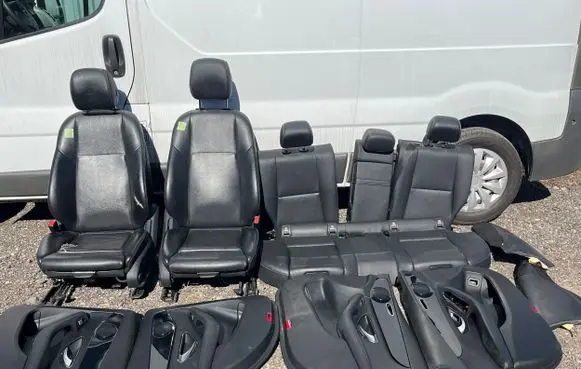 Mercedes-Benz C W205 Interior set 