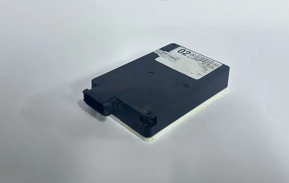 Mercedes-Benz C W205 Blind spot module A0009058702 A0009056700 A0009026613
