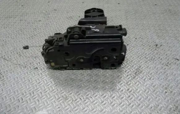 Seat Leon (1M) Front door lock 3B1837016AD