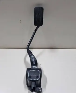 Citroen Berlingo Accelerator throttle pedal F00C3E2434