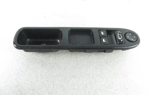 Peugeot 307 Electric window control switch 96351622XT