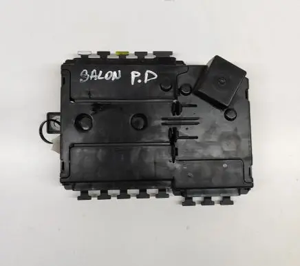 Mercedes-Benz E W213 Fuse module A2135401115