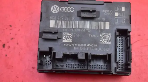 Audi A4 S4 B8 8K Engine control unit/module ECU 8K0959792B